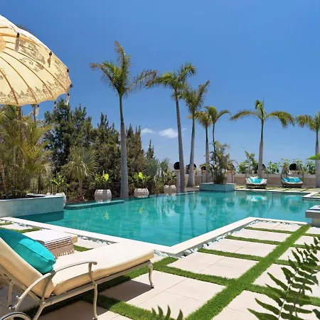 Vila La Caleta Villa Sleeps 2 With Pool And Air Con
